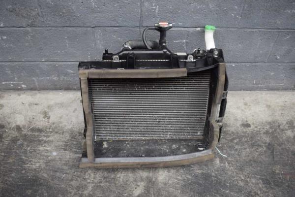 RADIATEUR COMPLET SUZUKI CELERIO 2015+ ESSENCE RADIATEUR D EAU + RADIATEUR DE CLIMATISATION + VENTIL - Vue 2